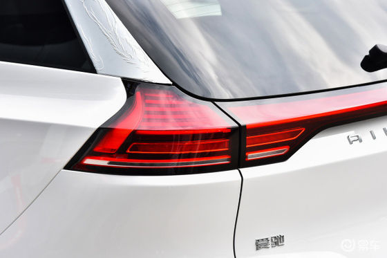 160Km/H速度の403kmの長期純粋な電気自動車AIWAYS U5