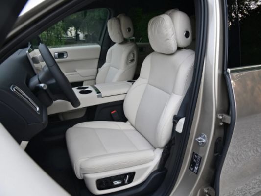 42.8kWh電池6の座席電気SUV