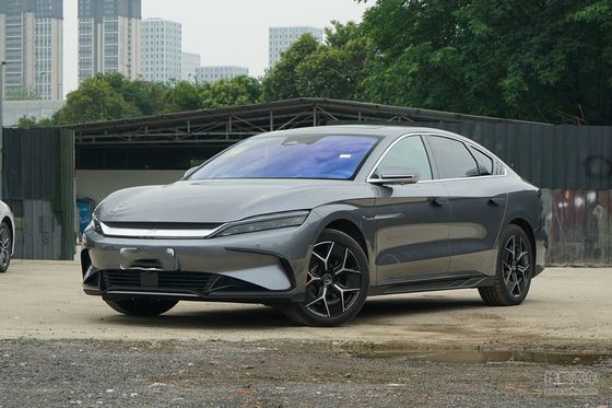 BYDハンの高性能の電気自動車