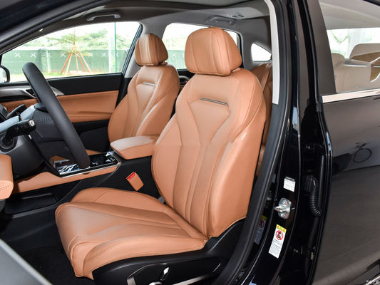 BYDハンの中型の電気自動車