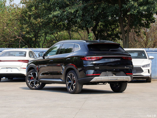 自動車電気自動車中・大型の使用されたSUVの車230km/hとBYDの歌