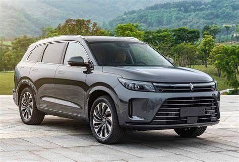 1.5T大きい電気自動車のガソリン電気雑種200km/H華為技術AITO M7 SUV