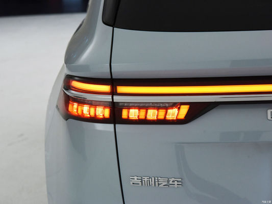 Geely Xingyue L Monjaroの中古の電気自動車SUV 2.0T 7DCT 325N.M