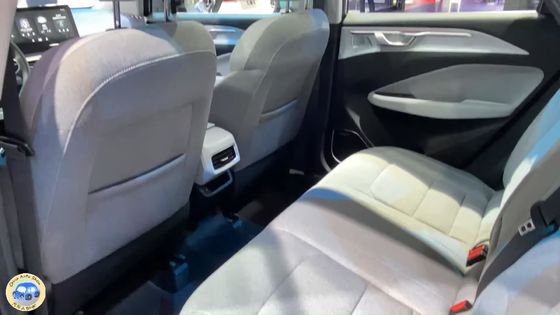 幾何学Cのコンパクトの電気自動車EV 550kmの範囲前輪駆動150km/h