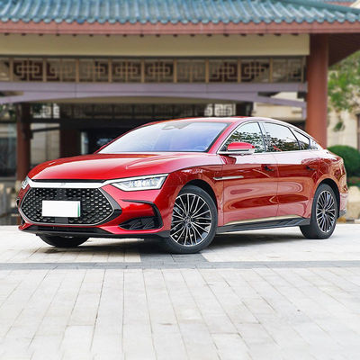 贅沢なBYDハンの電気セダン