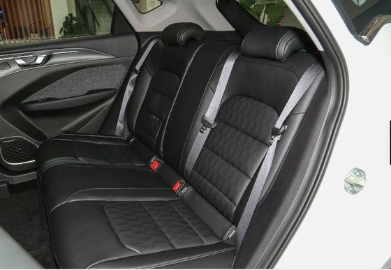 400km/550km密集した電気SUV Geelyの幾何学Cのブルーベリー純粋なEVの車