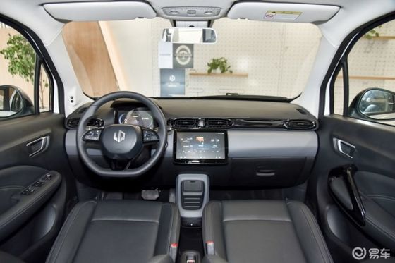 100km/h小さい電気SUV車のLeapmotor T03 CLTC 403km EV SUV車