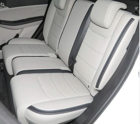 301km贅沢な電気SUV