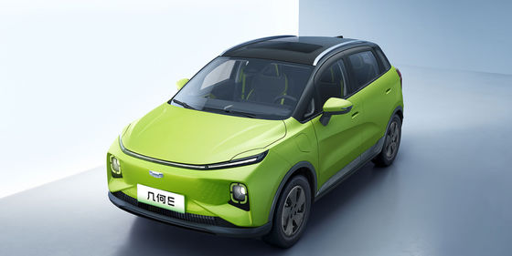 SUV ECOの友好的な電気自動車のGeelyの小さい幾何学E 320km 401km 5つのドア5 Seaters