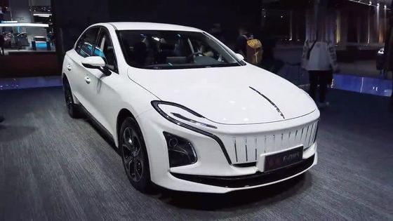 160km/H最高速度と431kmの電気自動車のセダン高速Hongqi E QM5
