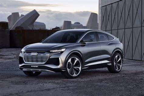 160km/h大きい電気自動車のAudi Q4 E-Tron 5の座席5ドアの電気自動車