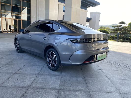 理性的な中古の電気自動車