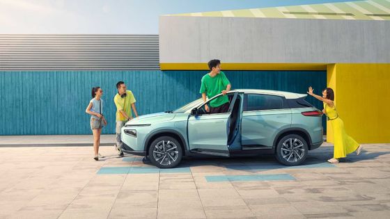 長距離の中型の電気自動車XIAOPENG G3i大人のための460km - 520kmの範囲