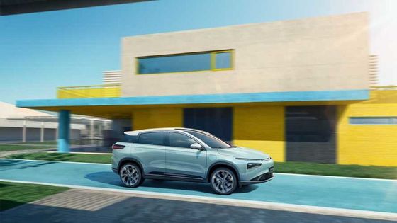 長距離の中型の電気自動車XIAOPENG G3i大人のための460km - 520kmの範囲