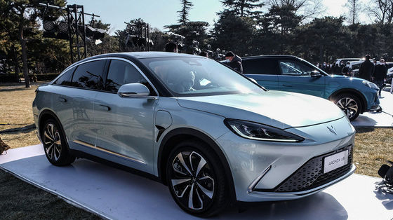 ARCFOX S小さい電気SUV車500kmの範囲FWDの左手のステアリング車