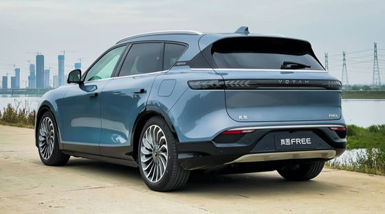 Voyahの自由な4WD高性能の電気自動車200Km/h車860kmの範囲