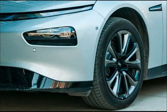 Xiaopeng P7 4の車輪の電気自動車480kmの電気大人車CCCは証明した