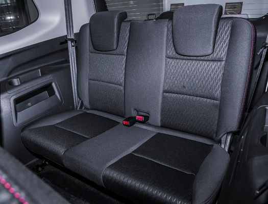 Changan Auchan A600EVの純粋な電気自動車MPV 6 Seater EV車のリチウム イオン電池