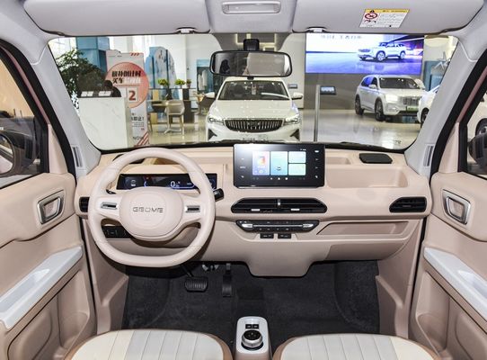 Geelyのパンダ小型EV車4の座席ハッチバックの電気新しいエネルギー120km NEDC