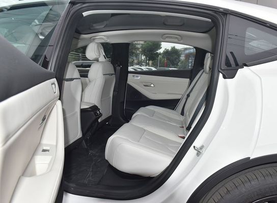 Changan Sl03の自動高性能の電気自動車四輪5つのドア5の座席