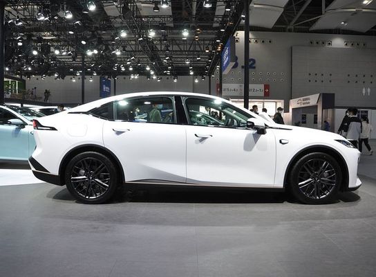 Changan Sl03の自動高性能の電気自動車四輪5つのドア5の座席