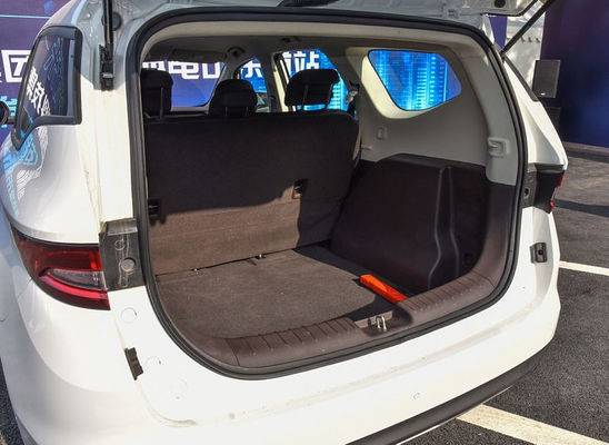 Geelyのカエデの葉80Vの純粋な電気自動車MPV FWD優秀な版130Km/h