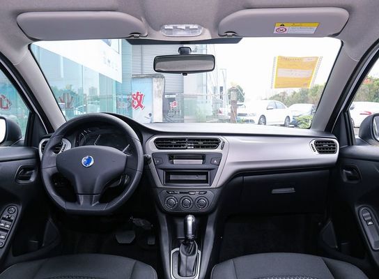 Dongfeng E Elyseeの純粋な電気自動車新しいエネルギー セダンEV車100km/h