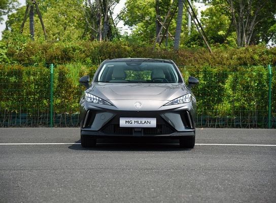 MG MULAN媒体の電気自動車425kmのデラックスで新しい電気自動車
