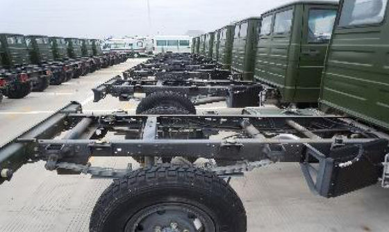 道路車両四輪NJ2045SFA5Gイヴェコのディーゼル トラックを離れた95km/H秒針