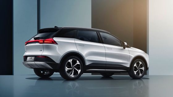 160Km/H速度の403kmの長期純粋な電気自動車AIWAYS U5