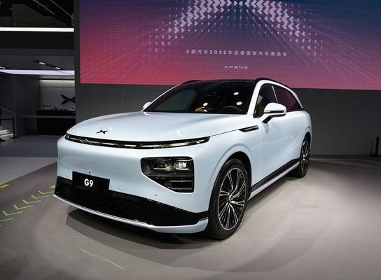 Xpeng G9贅沢な大型の電気SUV 5 Seater 702kmの範囲200km/Hの最高速度