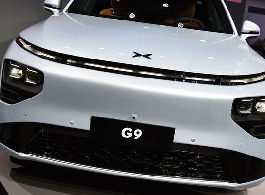 Xpeng G9贅沢な大型の電気SUV 5 Seater 702kmの範囲200km/Hの最高速度