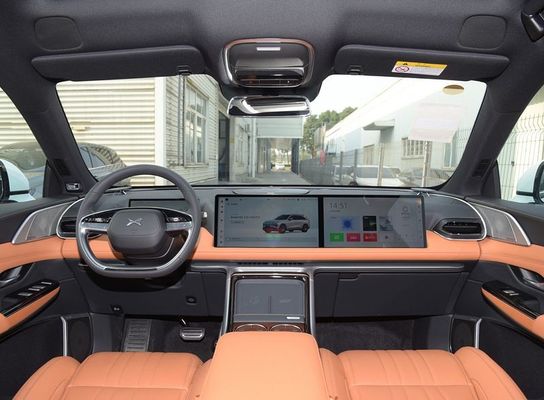 Xpeng G9贅沢な大型の電気SUV 5 Seater 702kmの範囲200km/Hの最高速度