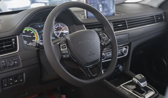 Dongfeng Forthingの純粋な電気自動車PHEV新しいエネルギー家族EV車150km/H