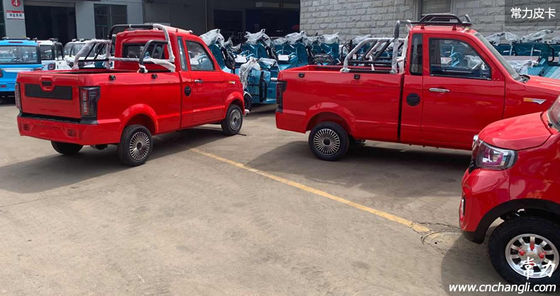 象徴的な車両 2ドア 2座 中国電気ピックアップ 車 様々な用途