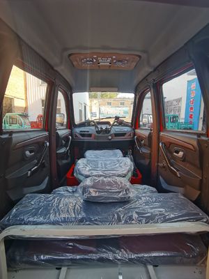 ガソリン駆動 閉ざされたモーター付き 旅客用三輪車 多色マックススピード 70km/H