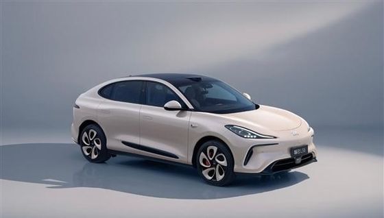 Zhiji LS6 最大動力 575kW 全電動自動車 最高速度 252kmph 電動スポーツ車両