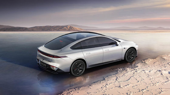 ドンフェン Eπ 007 1200kmの範囲と シザードア マックススピード 165km/h 5ドア