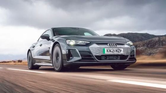 2023 Audi e-Tron GT 究極の4ドア電気自動車 673hp 480km CLTC と 93.4kwh バッテリー容量