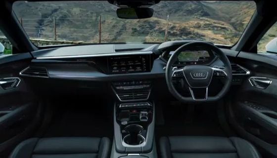 2023 Audi e-Tron GT 究極の4ドア電気自動車 673hp 480km CLTC と 93.4kwh バッテリー容量