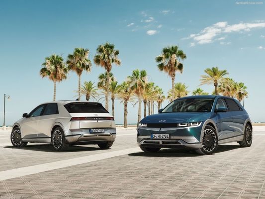 ハインダイ Ioniq5の全電動車新作 魅力的で未来的なデザイン 430kmの走行距離