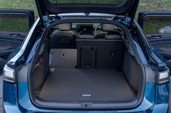 フォルクスワーゲンID 7 新型 エンジニアリング 車両 155max速度 204PS馬力