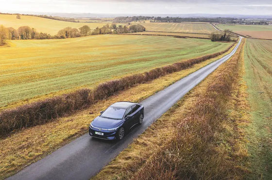 フォルクスワーゲンID 7 新型 エンジニアリング 車両 155max速度 204PS馬力