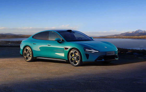 全新Xiaomi SU7 セダン 475kW または 664bhp パワー 165mph 新しいエネルギー車両