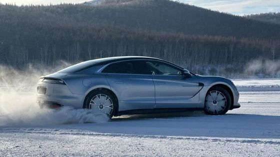 2024年 新型電動車 BYD ヤンワングU7 セダン 風力抵抗 Cd 0.195 240Kw モーターパワー