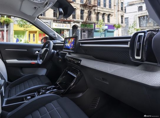 新型シトロエン Ë-C3 全電動 新型電気自動車 320km 走行距離 57分 充電速