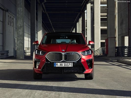 ホットセール ロングレンジ電動車 2024 BMW IX2 449Km 高速オート 新エネルギー車