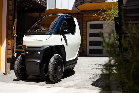 ミニ EVカー @ Nimbus One A コンパクト,傾斜式Etrik 都市通勤のためのバッテリー範囲で最大50mphまでの速度を可能に