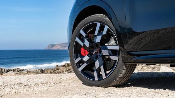 2024純電動車 ミニクーパー カントリーマン E ファミリーSUV 箱状 462kmの走行距離 150kmのエンジンパワー