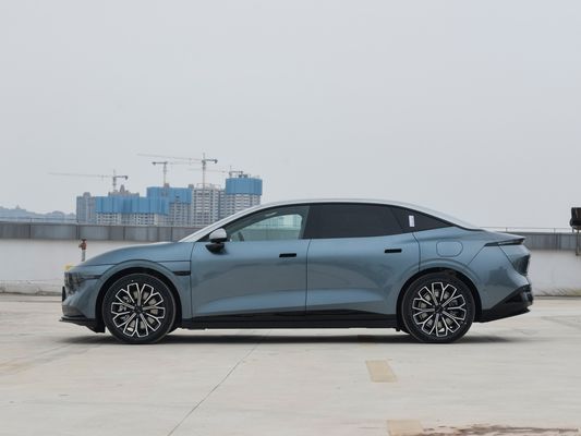 2024 Zeekr 007 電動車 高速新エネルギー車 770km走行距離